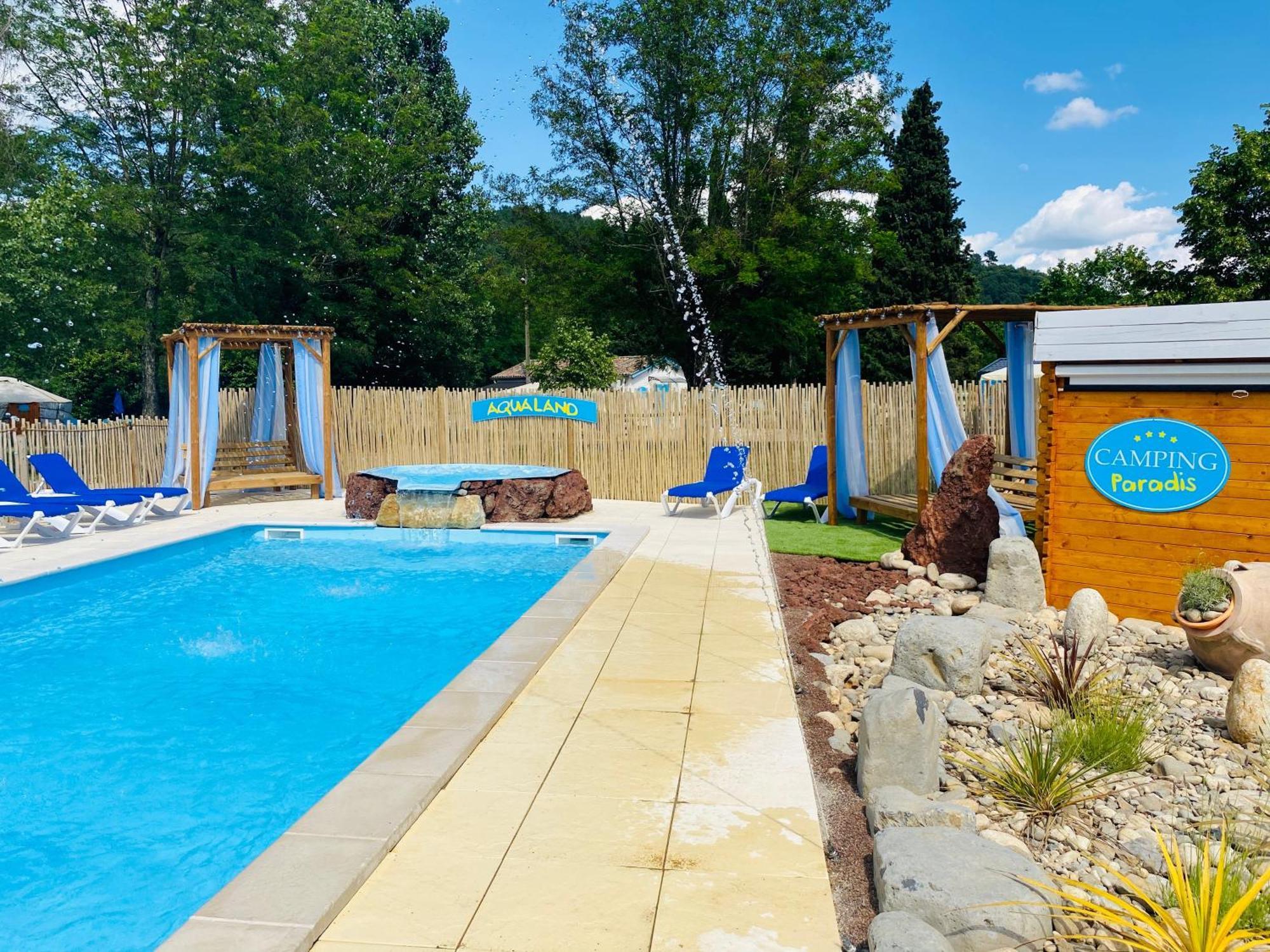 Camping Paradis Family Des Issoux Lalevade-d'Ardeche Exterior photo